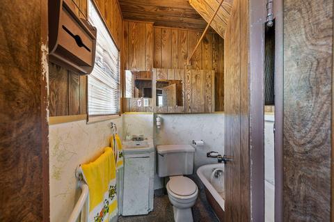 1349 NW Ithaca Ave, Bend, OR 97703 photo 5
