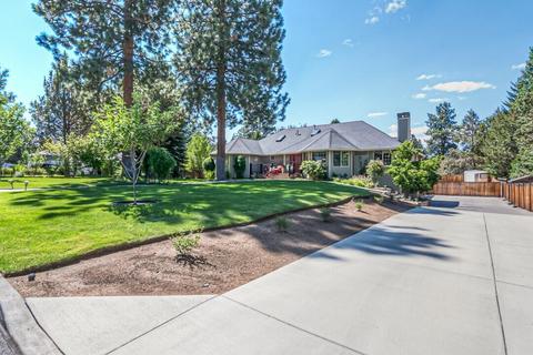 61355 Steens Mtn Loop, Bend, OR 97702 photo 2