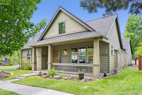 2490 NW Hosmer Lake Dr, Bend, OR 97703