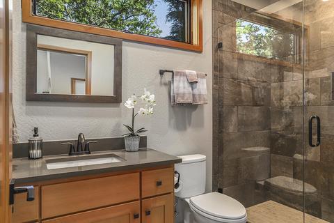 4990 Upper River Rd, Grants Pass, OR 97526 photo 40