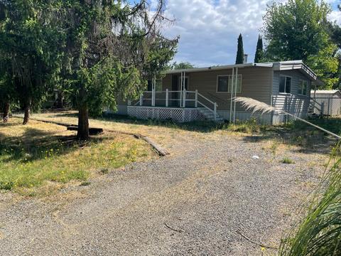 693 Cherry St, Medford, OR 97501