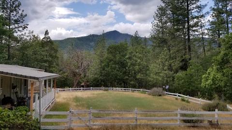 13925 Water Gap Rd, Williams, OR 97544