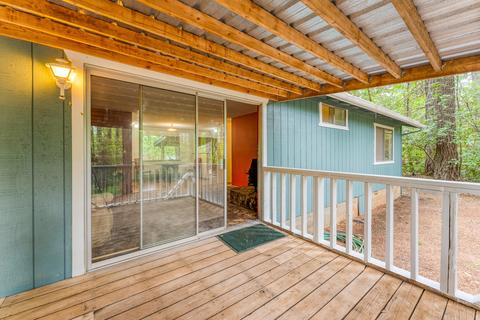 466 Madrona Dr, Cave Junction, OR 97523 photo 18