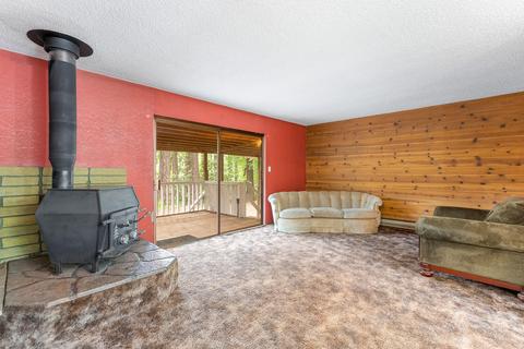 466 Madrona Dr, Cave Junction, OR 97523 photo 4
