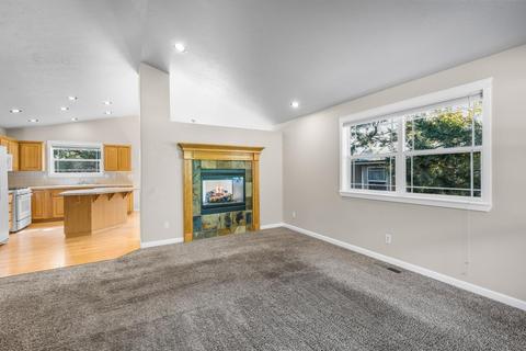 2659 NW Rainbow Ridge Dr, Bend, OR 97703 photo 5