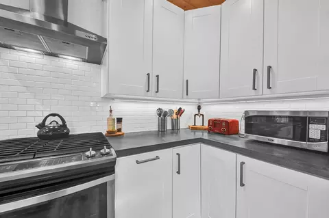 1208 NW 13th St, Bend, OR 97703 photo 14