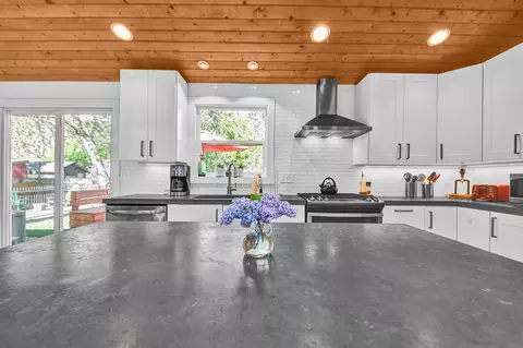 1208 NW 13th St, Bend, OR 97703 photo 13