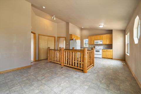 16917 Whittier Dr, Bend, OR 97707 photo 9