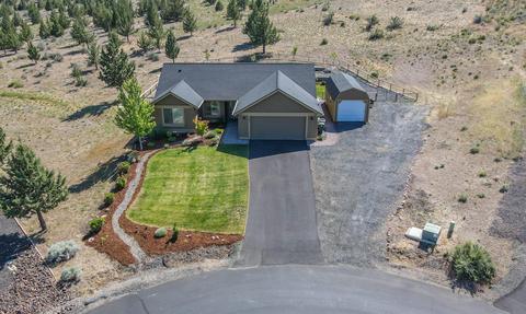 2281 NE Valley View Ct NE #2, Madras, OR 97741
