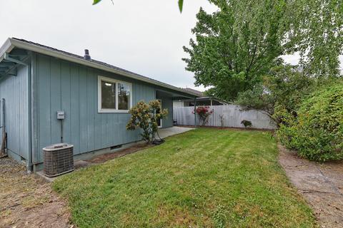 450 St Clair Way, Eagle Point, OR 97524 photo 22