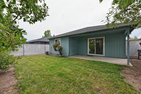 450 St Clair Way, Eagle Point, OR 97524 photo 21