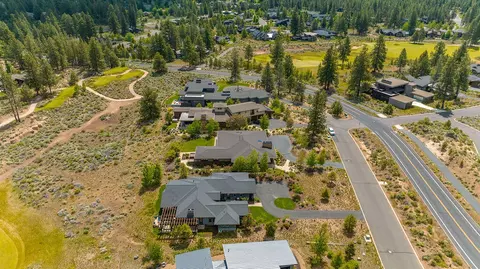 19366 SW Seaton Loop, Bend, OR 97702 photo 64