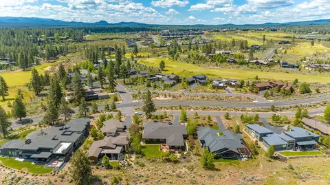 19366 SW Seaton Loop, Bend, OR 97702 photo 65