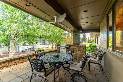 19366 SW Seaton Loop, Bend, OR 97702 photo 48
