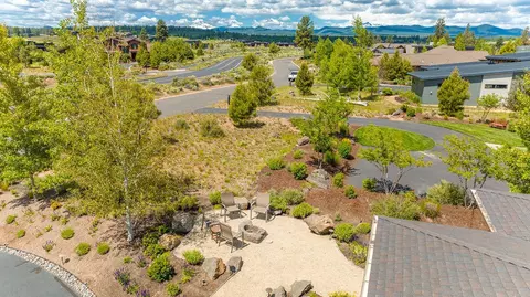 19366 SW Seaton Loop, Bend, OR 97702 photo 44