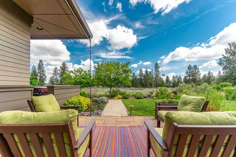 19366 SW Seaton Loop, Bend, OR 97702 photo 60