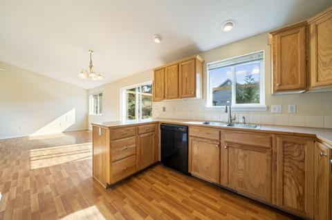 2510 NE Ocker Dr, Bend, OR 97701 photo 12
