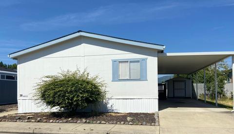 2552 Thorn Oak Dr #SPC 38, Medford, OR 97501