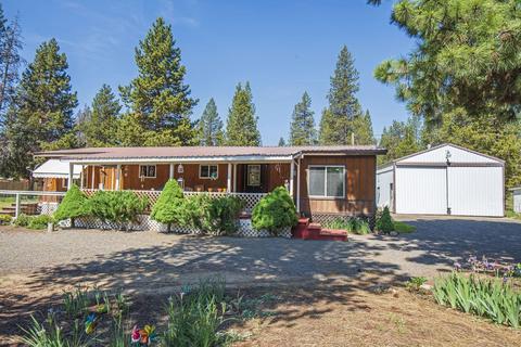 52867 Bridge Dr, La Pine, OR 97739