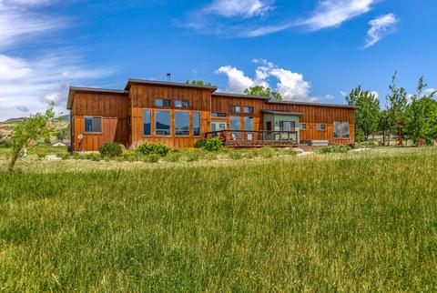 200 Ashland Acres Rd, Ashland, OR 97520