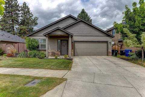 21205 SE Golden Market Ln, Bend, OR 97702