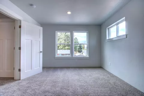 349 Dano Dr, Phoenix, OR 97535 photo 15