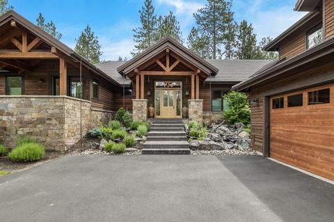 61733 Tam Mcarthur Loop, Bend, OR 97702 photo 2