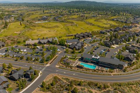 19130 Gateway Loop, Bend, OR 97702 photo 40