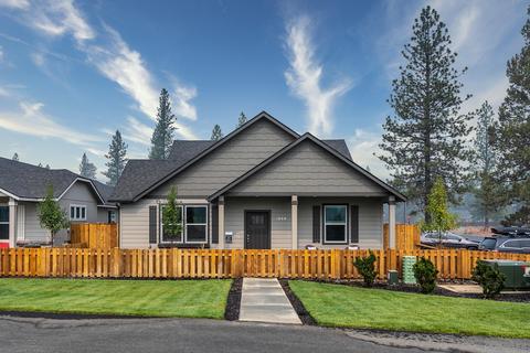 1666 W Mckinney Butte Dr, Sisters, OR 97759