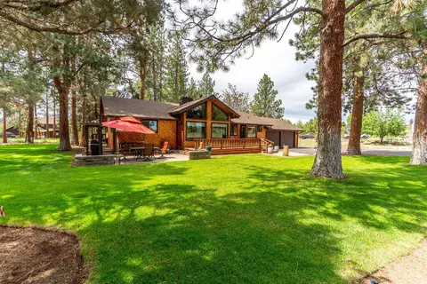 22439 Calgary Dr, Bend, OR 97702 photo 1