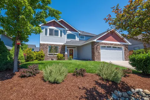 1995 Rabun Way, Central Point, OR 97502