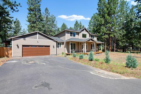 659 S Locust St, Sisters, OR 97759