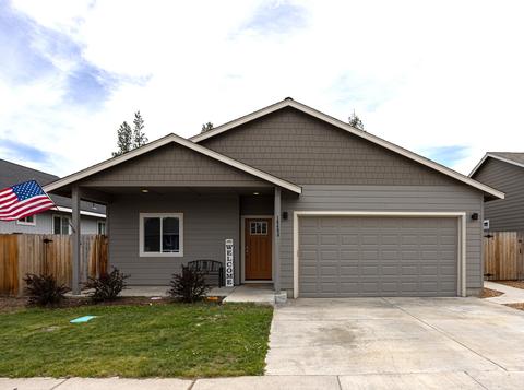 16463 Betty Dr, La Pine, OR 97739