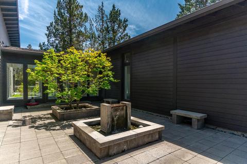 64275 Crosswinds Rd, Bend, OR 97703 photo 6