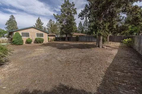 835 SE Centennial St, Bend, OR 97702 photo 20