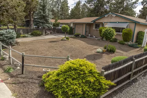 835 SE Centennial St, Bend, OR 97702