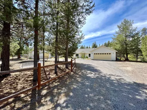 147024 Bills Rd, Gilchrist, OR 97737