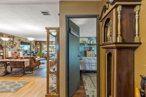 61139 Chuckanut Dr, Bend, OR 97702 photo 21