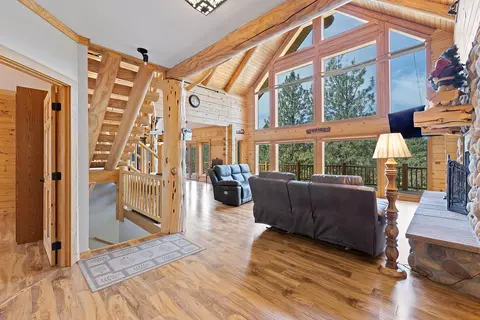 15850 NE Allen Creek Rd, Prineville, OR 97754