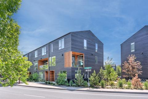 55 SW Sw Wall #12 & 12A, Bend, OR 97702