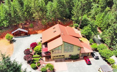 271 Pickett Creek Rd, Grants Pass, OR 97527