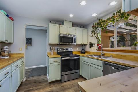 1852 NE Monroe Ln, Bend, OR 97701 photo 5