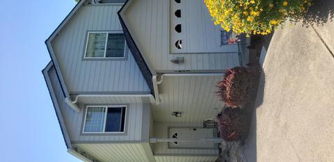 1843 SW Hungry Hill Dr, Grants Pass, OR 97527