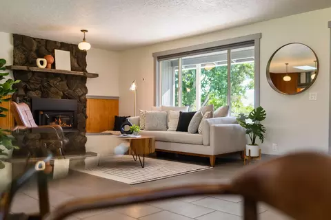 63105 Douglas Ln, Bend, OR 97701 photo 73