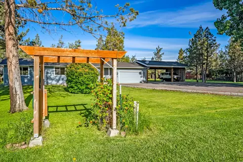 63105 Douglas Ln, Bend, OR 97701 photo 22