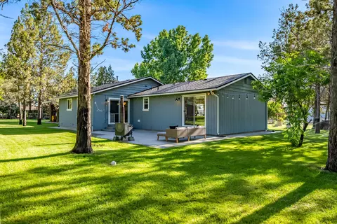 63105 Douglas Ln, Bend, OR 97701 photo 29
