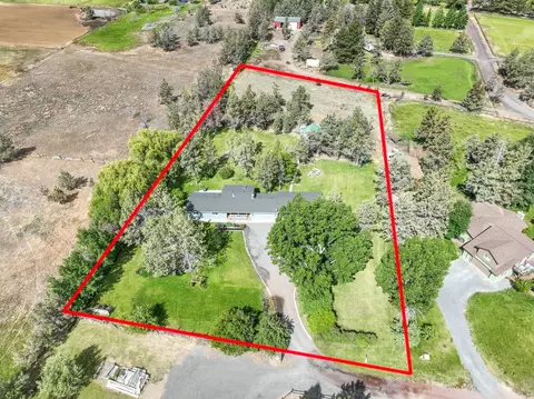 63105 Douglas Ln, Bend, OR 97701 photo 15
