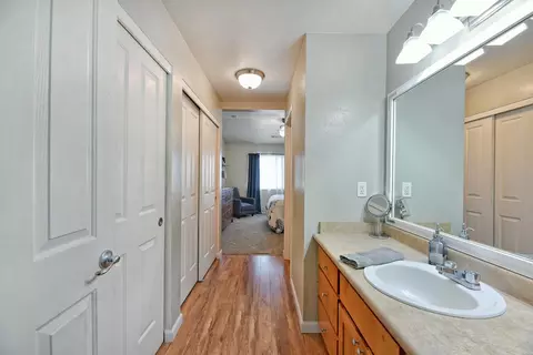354 Live Oak Loop, Central Point, OR 97502 photo 18