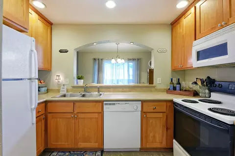 354 Live Oak Loop, Central Point, OR 97502 photo 15