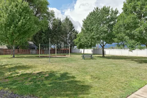 354 Live Oak Loop, Central Point, OR 97502 photo 28